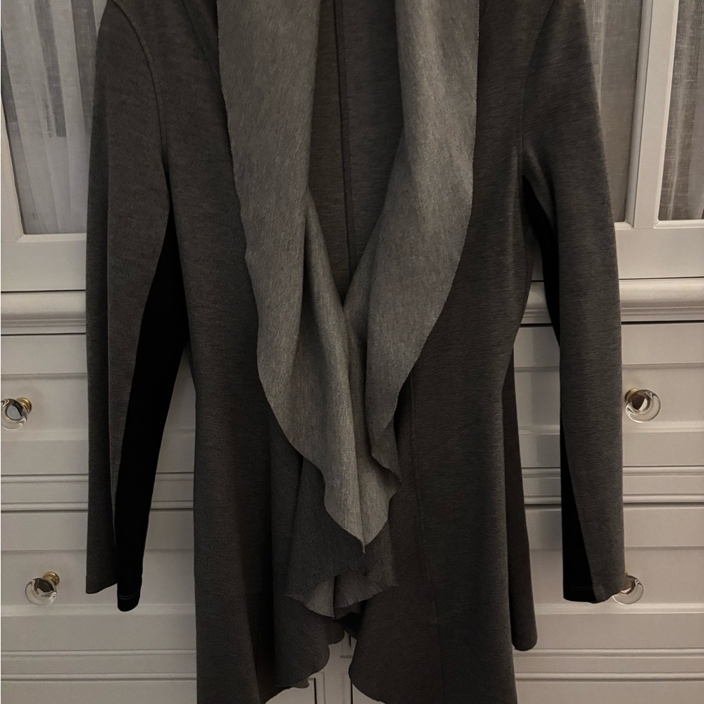 Bebe Stylish Gray Waterfall Cardigan